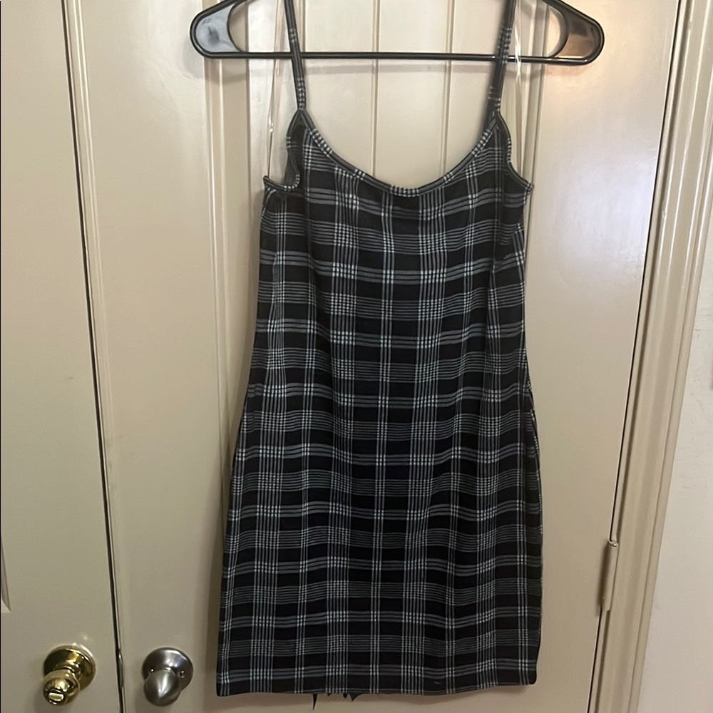 Black and White Large Mini Dress